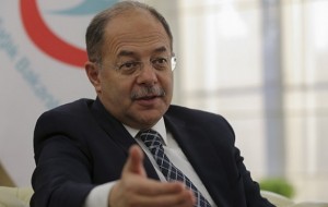 Sağlık Bakanı Akdağ'dan sezaryen uyarısı